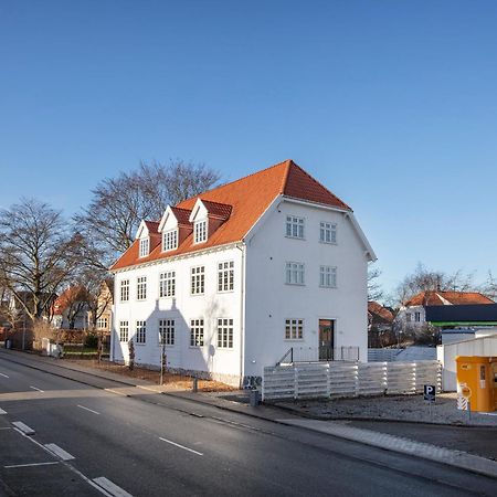Aday - 2 Bedroom Apartment With Patio Aalborg Exterior foto